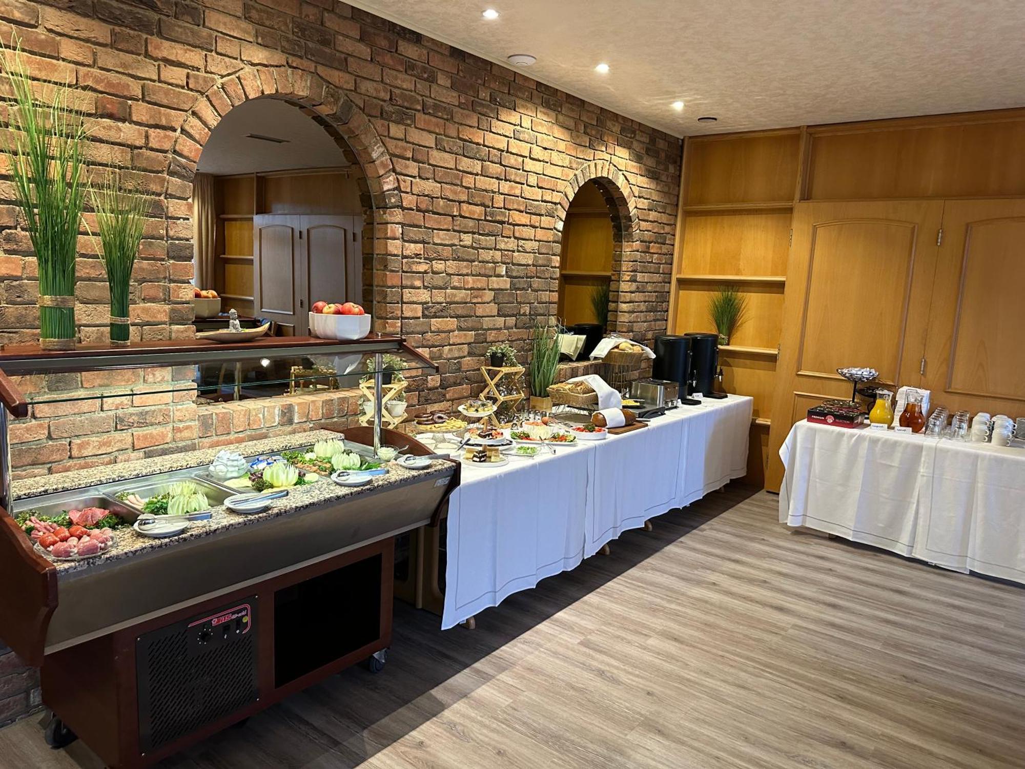 Hotel Restaurant Narasinga 瓦森贝格 外观 照片