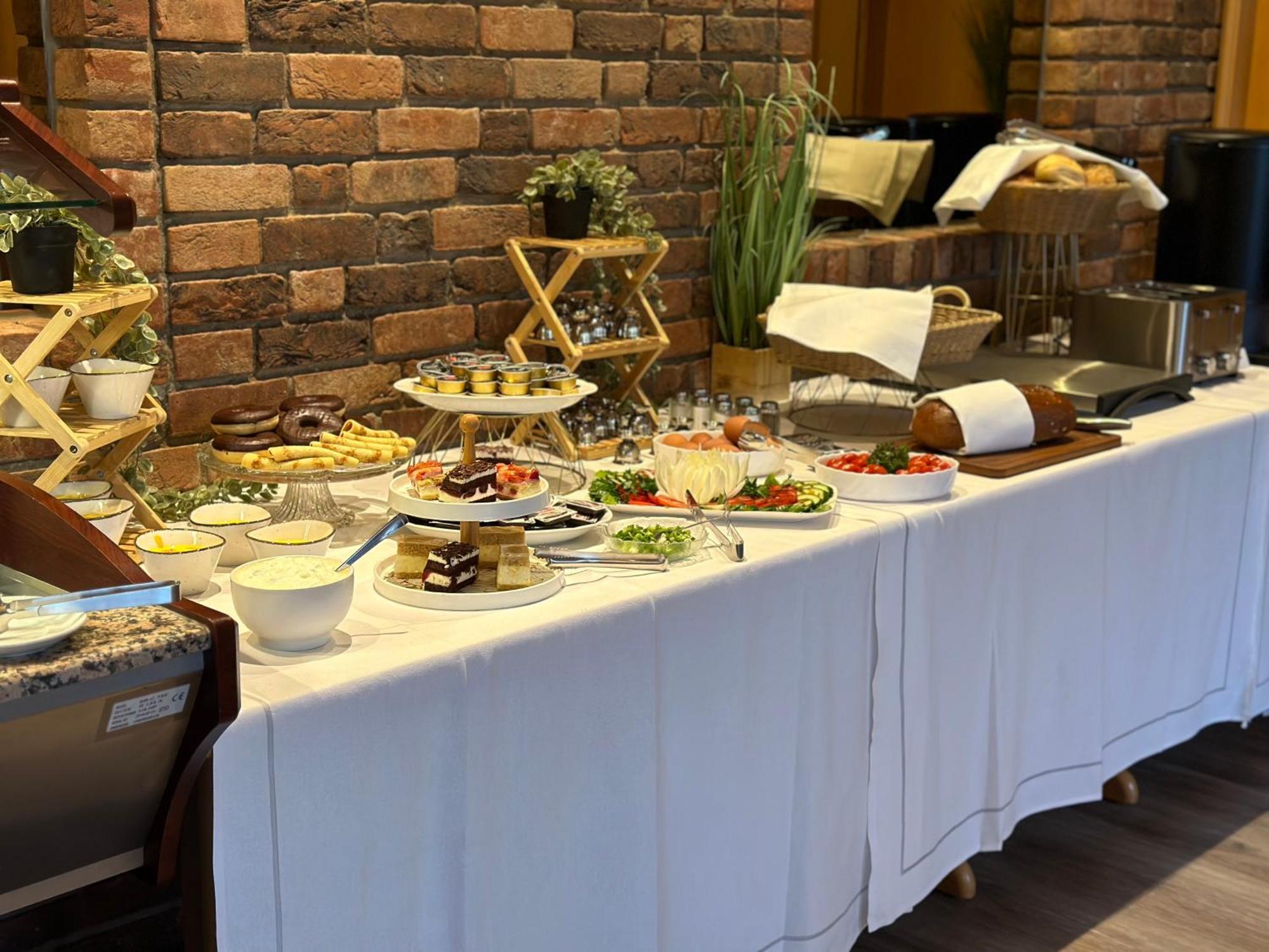 Hotel Restaurant Narasinga 瓦森贝格 外观 照片
